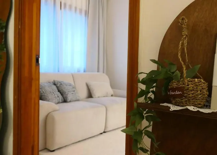 Erob\'S House